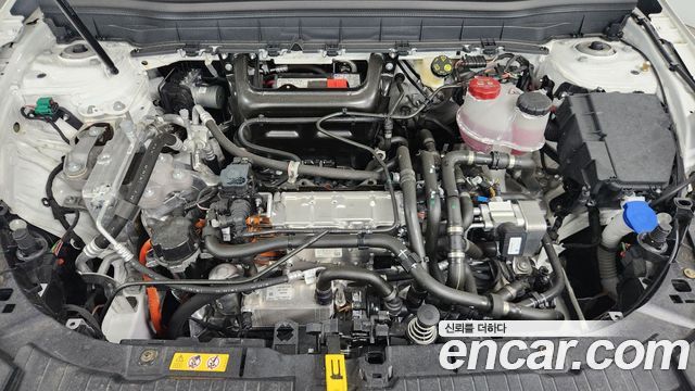 Mercedes-Benz EQB (X243) EQB300 4MATIC AMG Line 2025 — фото 6