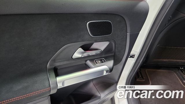 Mercedes-Benz EQB (X243) EQB300 4MATIC AMG Line 2025 — фото 18