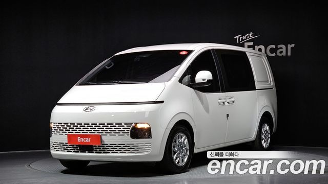 Hyundai Staria Cargo 5-Seater Modern 2022 — фото 1