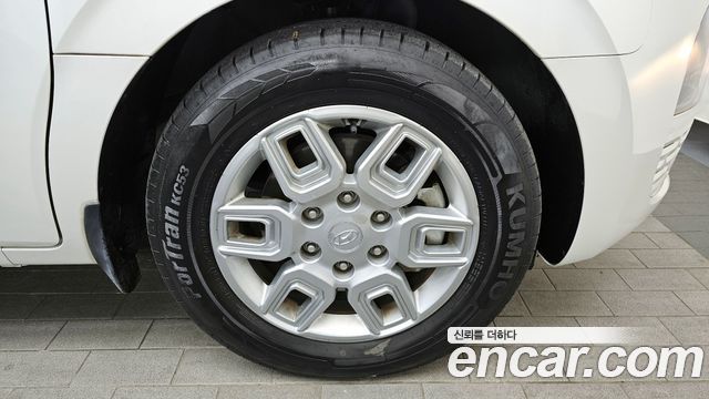 Hyundai Staria Cargo 5-Seater Modern 2022 — фото 5