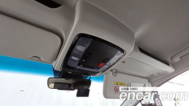 Hyundai Staria Cargo 5-Seater Modern 2022 — фото 19