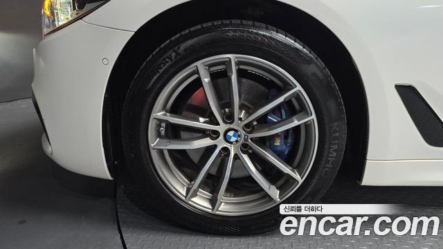 BMW 5 Series (G30) 530i xDrive M Sport Package Plus 2017 — фото 5
