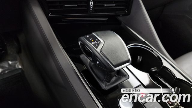 Volkswagen Touareg (III) 3.0 TDI Prestige 2023 — фото 9