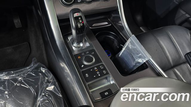 Land Rover Range Rover Sport (II) 3.0 SDV6 HSE 2016 — фото 9