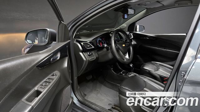 Chevrolet Spark Premier 2019 — фото 11