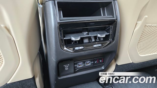Jeep Grand Cherokee (WL) 3.6 Limited 2023 — фото 23