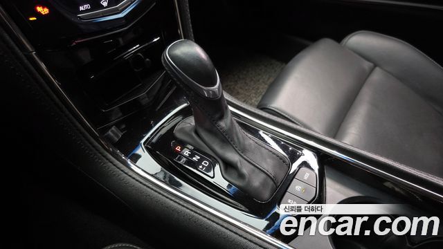 Cadillac ATS 2.0 Premium 1st 2017 — фото 9