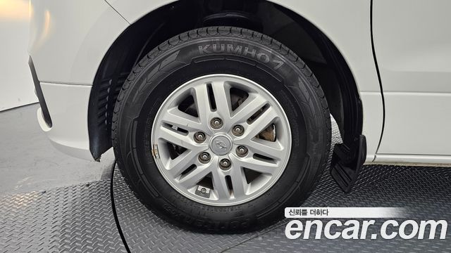 Hyundai Grand Starex Van 3-Seater Smart 2021 — фото 5