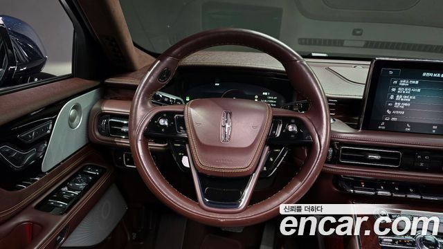 Lincoln Aviator (II) 3.0 Black Label AWD 2022 — фото 13