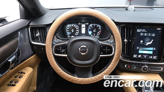 Volvo S90 B5 Inscription 2021 — фото 14