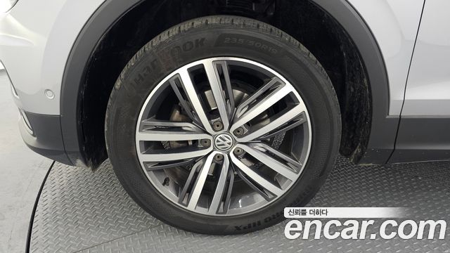 Volkswagen Tiguan Allspace 2.0 TDI Prestige 2020 — фото 5