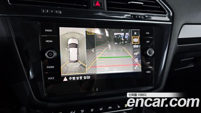 Volkswagen Tiguan Allspace 2.0 TDI Prestige 2020 — фото 15