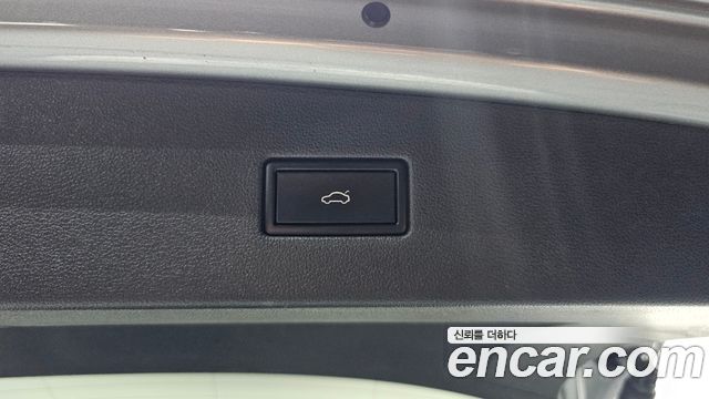 Volkswagen Tiguan Allspace 2.0 TDI Prestige 2020 — фото 19