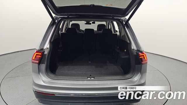 Volkswagen Tiguan Allspace 2.0 TDI Prestige 2020 — фото 20