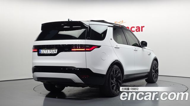 Land Rover Discovery 5 P360 R-Dynamic SE 2023 — фото 2