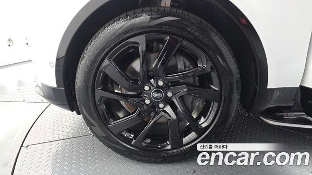 Land Rover Discovery 5 P360 R-Dynamic SE 2023 — фото 5