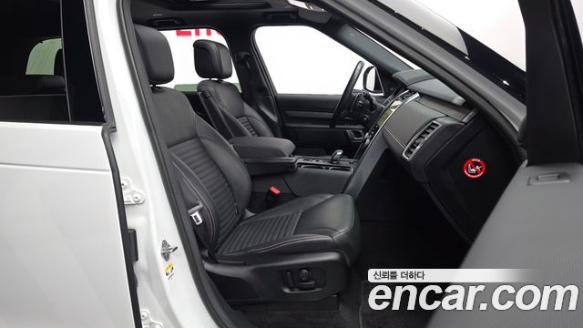 Land Rover Discovery 5 P360 R-Dynamic SE 2023 — фото 11