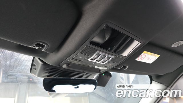 Land Rover Discovery 5 P360 R-Dynamic SE 2023 — фото 17