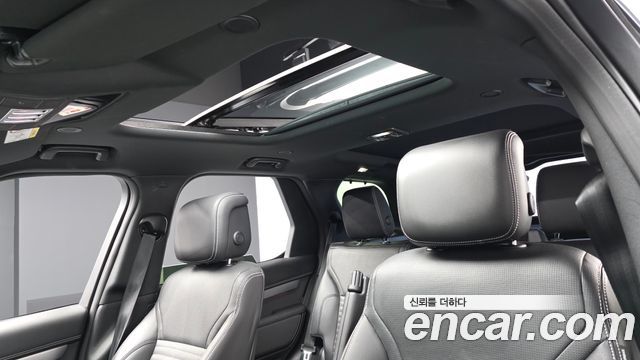 Land Rover Discovery 5 P360 R-Dynamic SE 2023 — фото 18