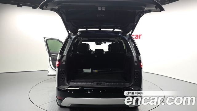 Land Rover Discovery 5 P360 R-Dynamic SE 2023 — фото 20