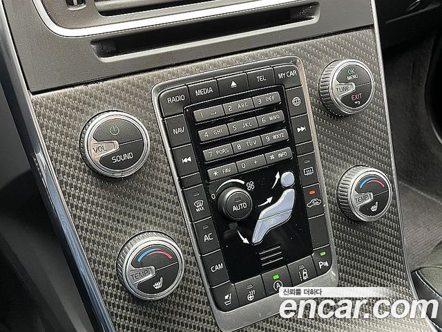 Volvo S60 Polester 2nd 2017 — фото 19