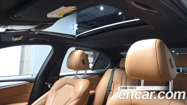 BMW 5 Series (G30) 520d M Sport Special Edition 2018 — фото 22