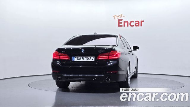 BMW 5 Series (G30) 530i xDrive Luxury Plus 2018 — фото 4