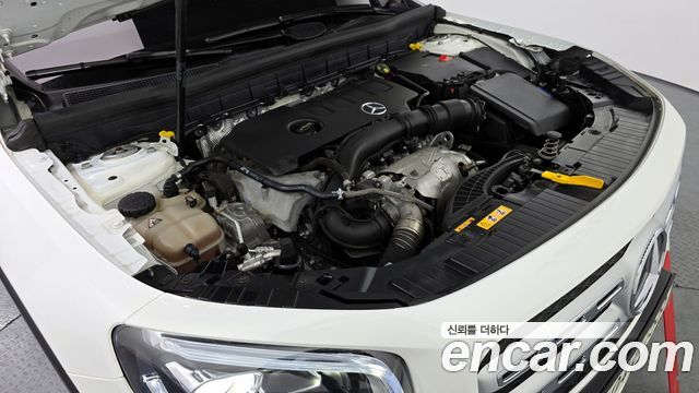 Mercedes-Benz GLB-Class (X247) GLB220 2021 — фото 6