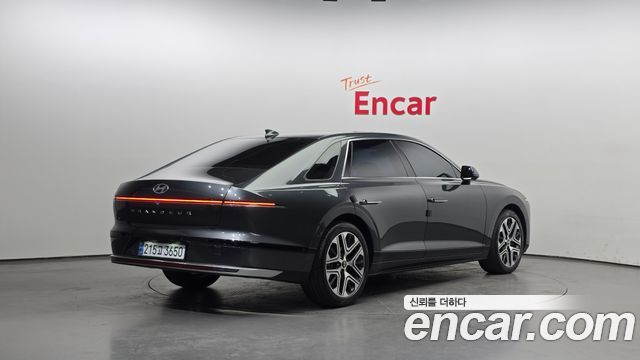 Hyundai Grandeur (GN7) 2,5 Gasoline 2WD Exclusive 2023 — фото 2