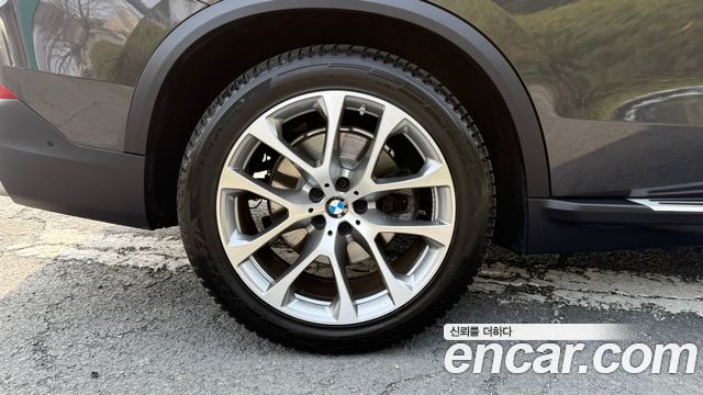 BMW X5 (G05) xDrive 45e xLine 2021 — фото 5