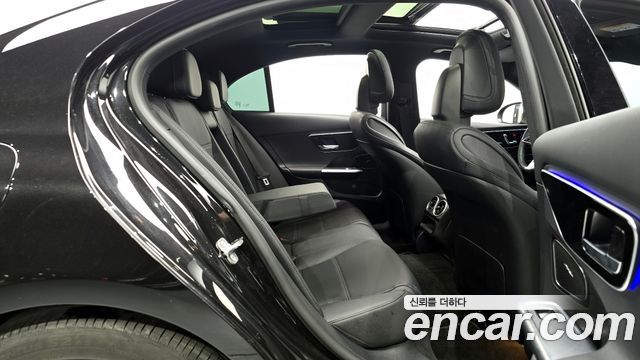 Mercedes-Benz C-Class (W206) C300 4MATIC Avantgarde 2024 — фото 12