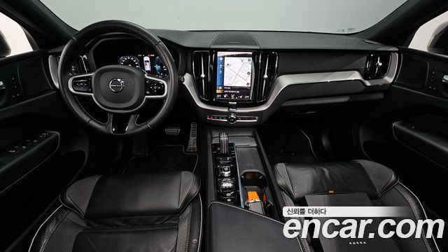 Volvo XC60 (II) T8 R-Design 2021 — фото 7