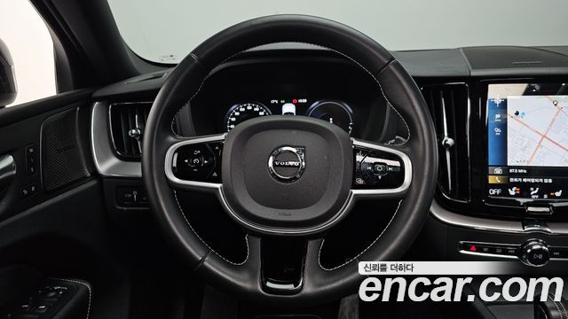 Volvo XC60 (II) T8 R-Design 2021 — фото 13