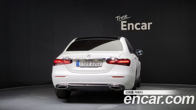 Mercedes-Benz E-Class (W213) E450 4MATIC Exclusive 2022 — фото 4