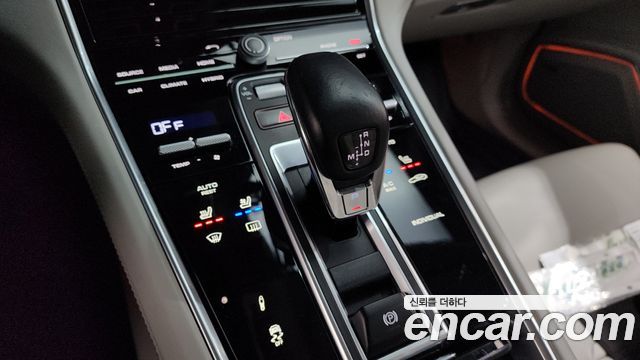 Porsche Panamera (971) 2.9 AWD E-Hybrid 2018 — фото 9