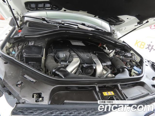 Mercedes-Benz GLS-Class (X166) GLS500 4MATIC 2019 — фото 23