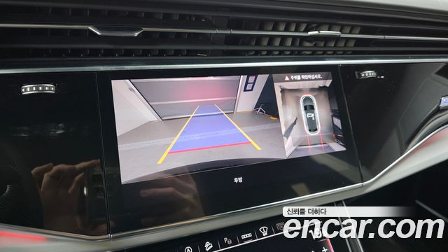 Audi Q8 (4M) 55 TFSI Quattro Premium 2023 — фото 15