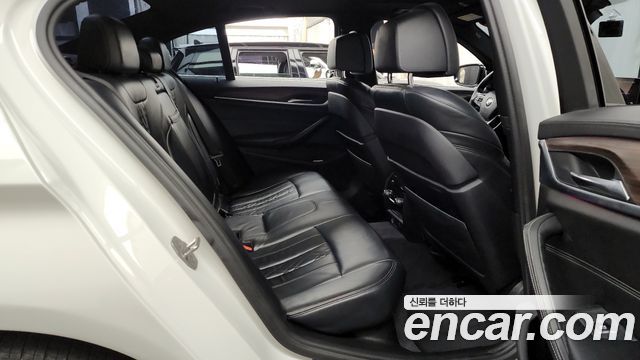 BMW 5 Series (G30) 530i M Sport Package Plus 2017 — фото 16