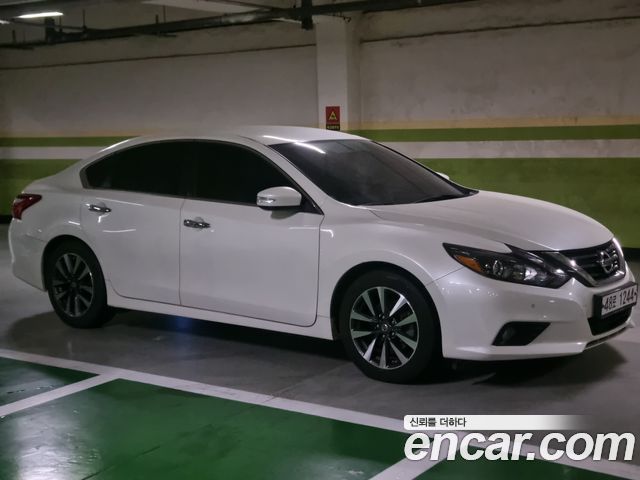 Nissan Altima 2.5 L33 2017 — фото 3