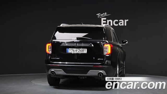 Ford Explorer (VI) 2.3 LimIted 4WD 2022 — фото 4