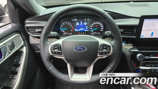 Ford Explorer (VI) 2.3 LimIted 4WD 2022 — фото 14