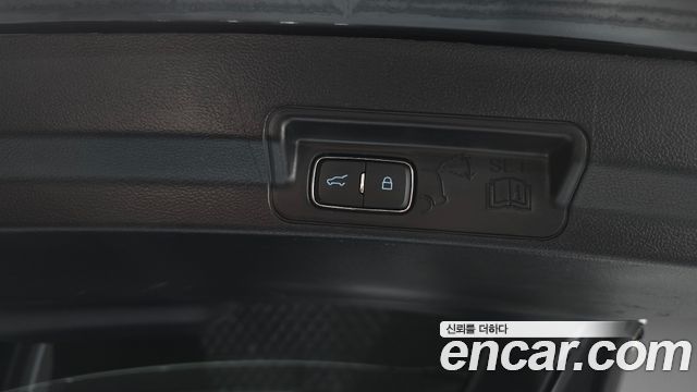 Ford Explorer (VI) 2.3 LimIted 4WD 2022 — фото 20