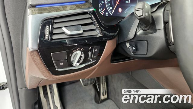 BMW 6 Series GT (G32) 640i xDrive M Sport 2019 — фото 20