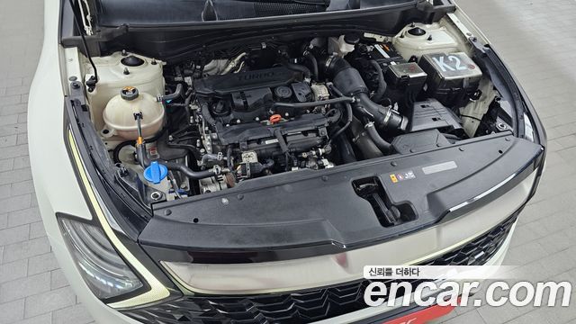 Kia Sportage (V) Gasoline 1.6 Turbo 2WD Signature 2022 — фото 6