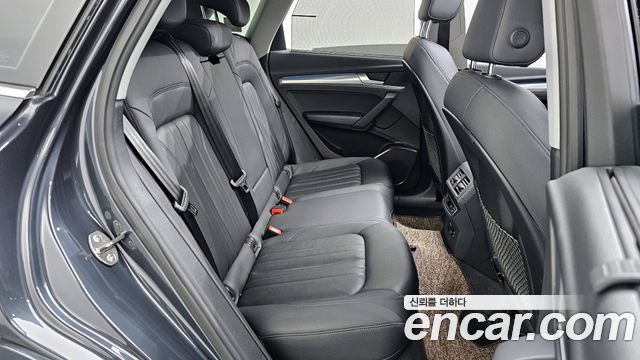 Audi Q5 (FY) 45 TFSI Quattro 2021 — фото 12