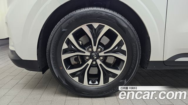 Kia Carnival (IV) Diesel 9-Seater Signature 2021 — фото 5