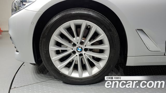 BMW 5 Series (G30) 530i Luxury Plus 2020 — фото 5