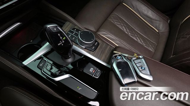 BMW 5 Series (G30) 530i Luxury Plus 2020 — фото 9