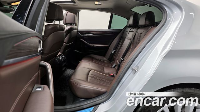 BMW 5 Series (G30) 530i Luxury Plus 2020 — фото 12