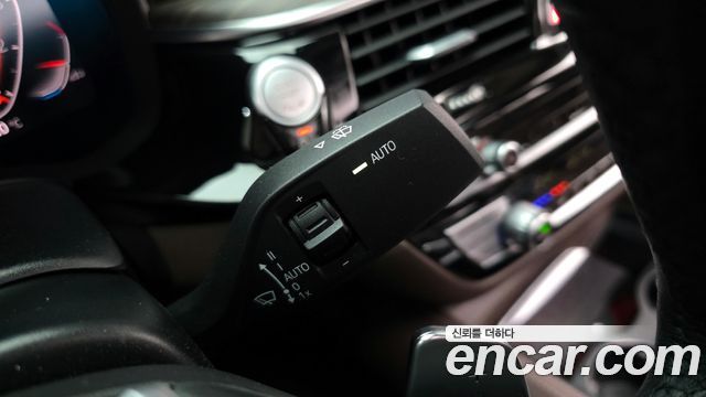 BMW 5 Series (G30) 530i Luxury Plus 2020 — фото 17